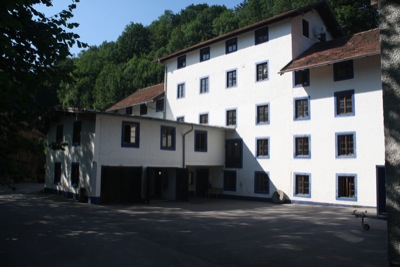 Der Innenhof der Mühle St. Johann
